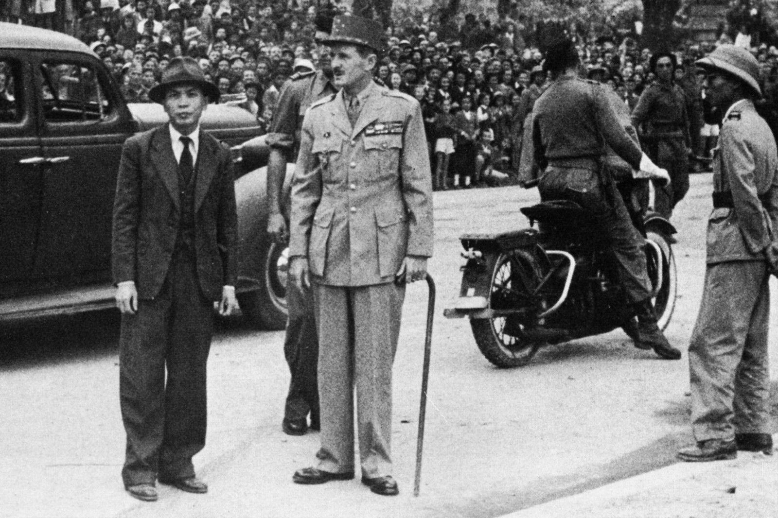 Những tướng lĩnh Pháp thất bại trước một người thầy dạy sử Việt